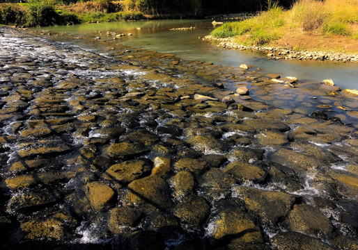 河堤 石头路 古道 长教