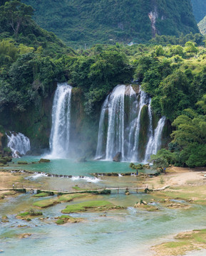 瀑布风景