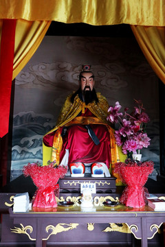 广济寺 龙王 雕像