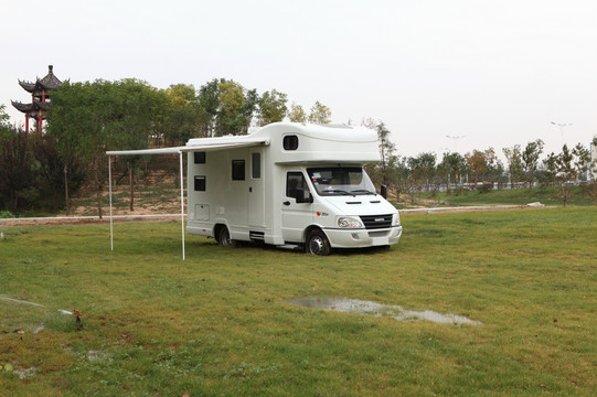 房车 旅行房车 旅居车