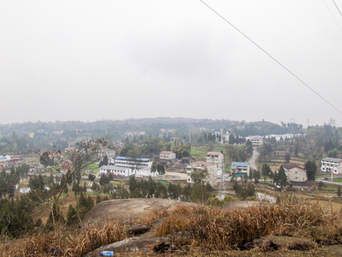 农村乡村景象山坡拍摄图片