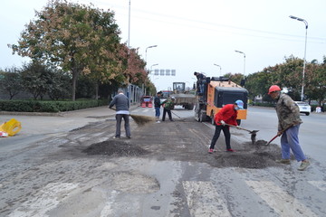 清理路面 路面施工