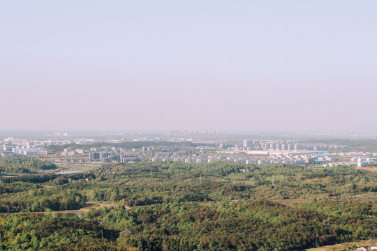 远眺山河