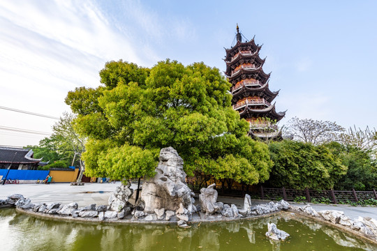 龙华寺宝塔