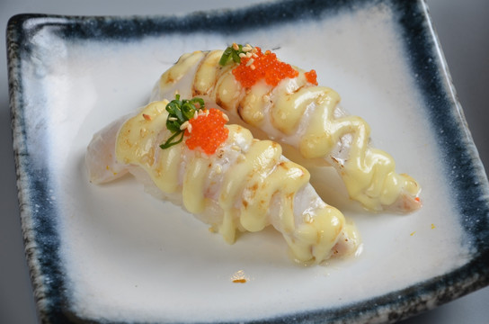 火炙章红鱼寿司