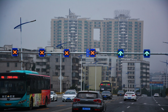 道路