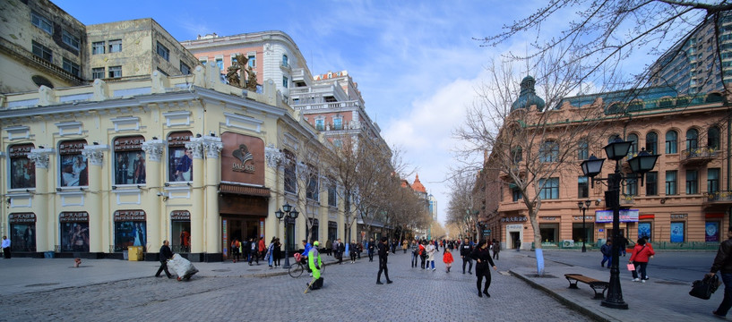 欧式建筑 哈尔滨中央大街全景