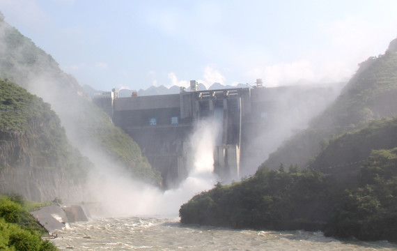 光照水电站大坝