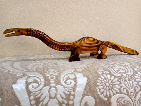 木雕恐龙 恐龙玩具