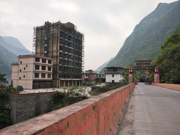 雷波县 东大门