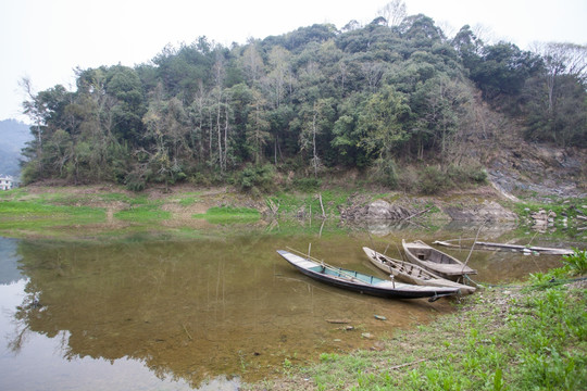 新安江山水画廊  小船