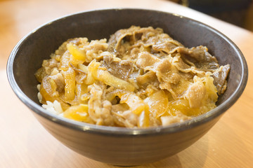 牛肉盖饭 牛丼