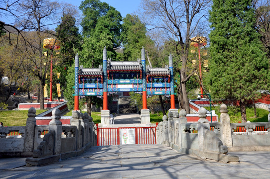 香山寺牌楼