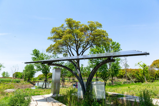 太阳能电池板