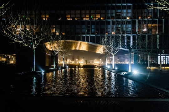 天津大学图书馆夜景