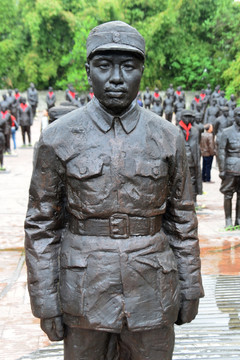 中国壮士群雕 许世友塑像