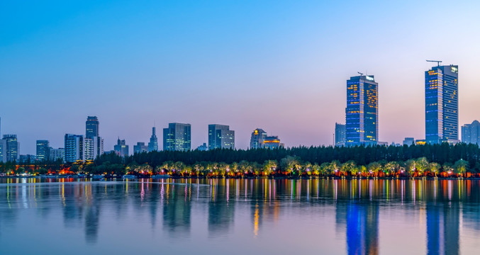 南京玄武湖建筑景观夜景