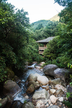 山涧流水