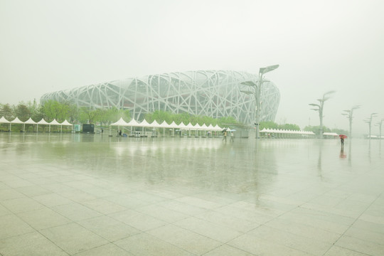 国家体育场 烟雨