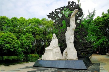 李白杜甫屈原雕像