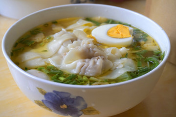 家常馄饨 鸡汤抄手 鸡汤馄饨