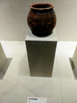 汉代陶器 广东雷州博物馆