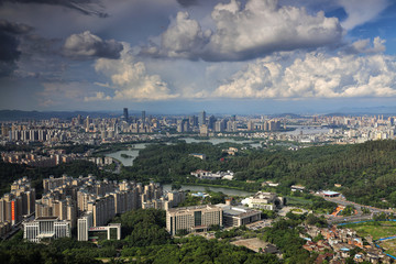 惠州高榜山鸟瞰城市风光
