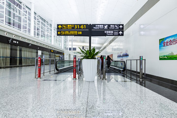 武汉机场出站通道