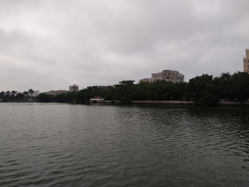 湖畔风景 广东雷州南湖