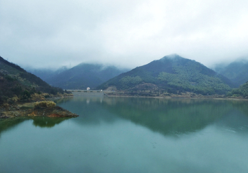 山峦湖泊山水风光