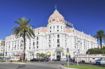 法国内格雷斯科酒店
