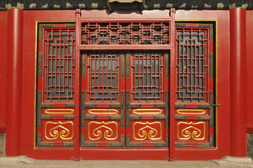 北京故宫博物院的中式传统大门