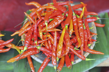 恰帕斯州农贸市场上的红色辣椒
