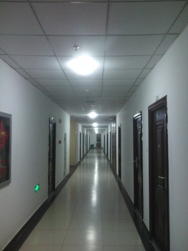 办公楼室内长廊