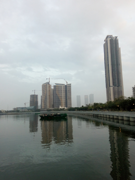 滨海建筑风景 湛江金沙湾