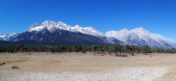 玉龙雪山