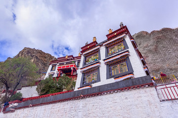鲁普岩寺 西藏风光