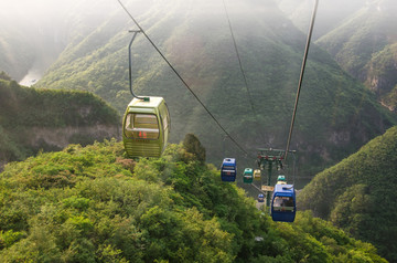 靳家岭登山索道