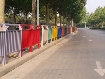 交通 彩色护栏 护栏交通 户外