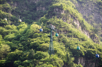 靳家岭登山索道