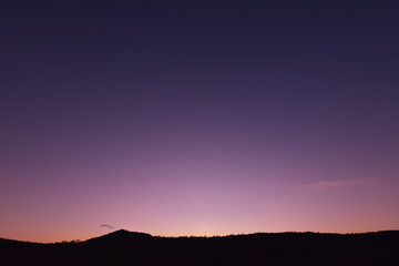 天空 纯净 光纤 晨光 背景