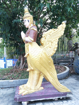 东南亚雕像