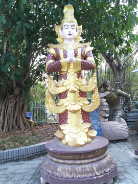 东南亚雕像