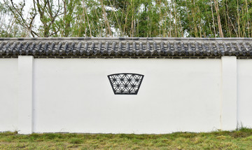 青瓦白墙 中式围墙
