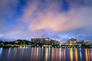 城市的天空 城市园林 城市湖泊