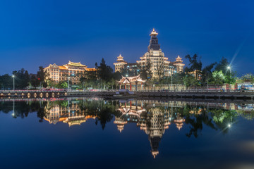 厦门集美龙舟池黄昏夜景