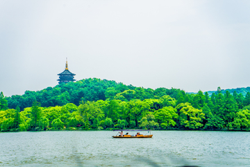 雷锋塔景区