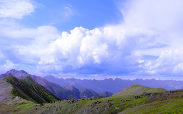 群山连绵 祁连山