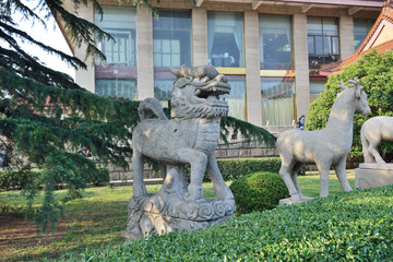 华西村 狮子雕塑