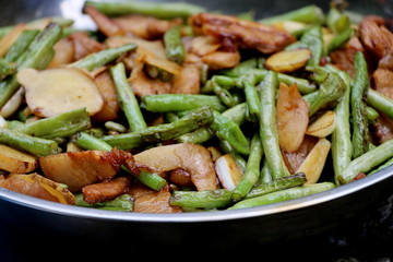 豆角炒肉 肉炒豆角